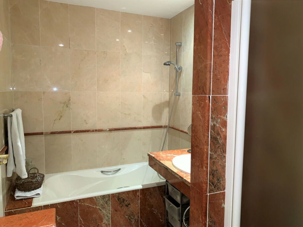 Middle Floor Apartment Hacienda del Sol Málaga - image 13