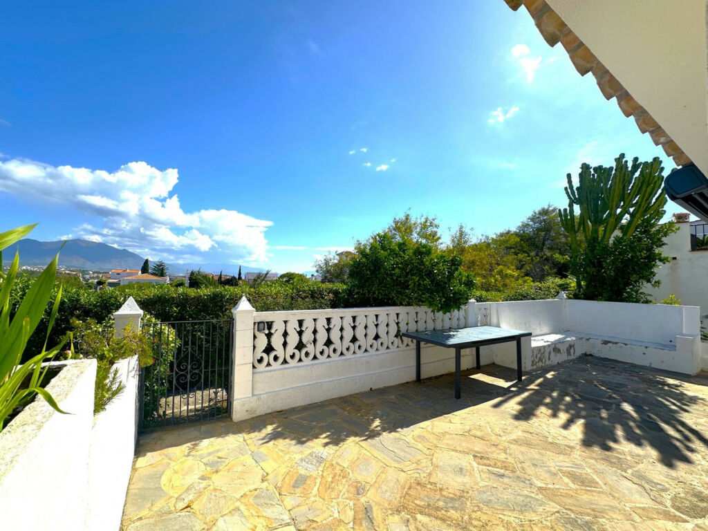 Semi-Detached House La Duquesa Málaga - image 7