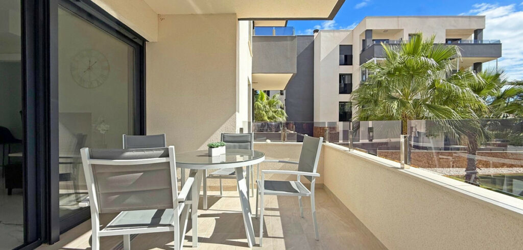 Middle Floor Apartment Los Altos Alicante - image 7