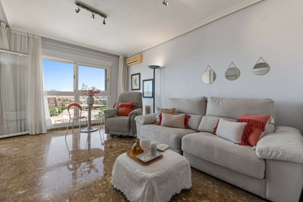 Middle Floor Apartment El Campello Alicante - image 7