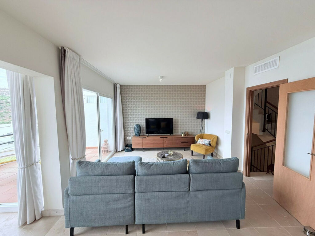 Townhouse Manilva Málaga - image 10
