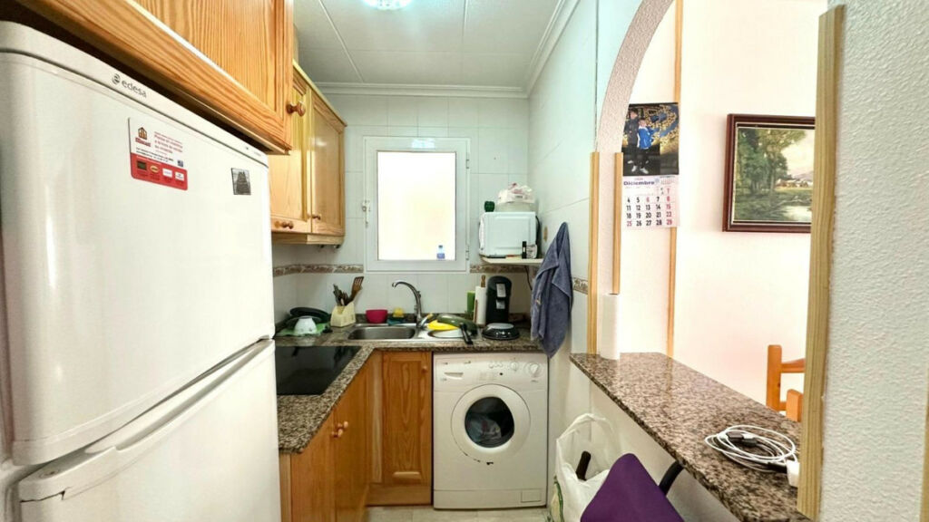 Middle Floor Apartment Playa Del Cura Alicante - image 7