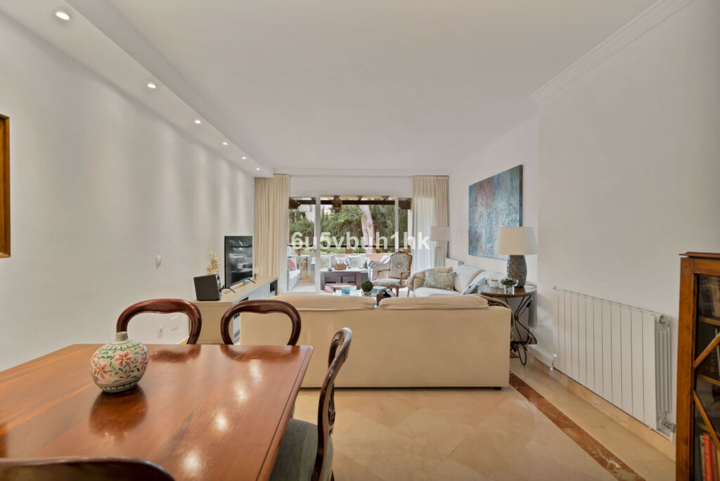 Ground Floor Apartment Nagüeles Málaga - image 12
