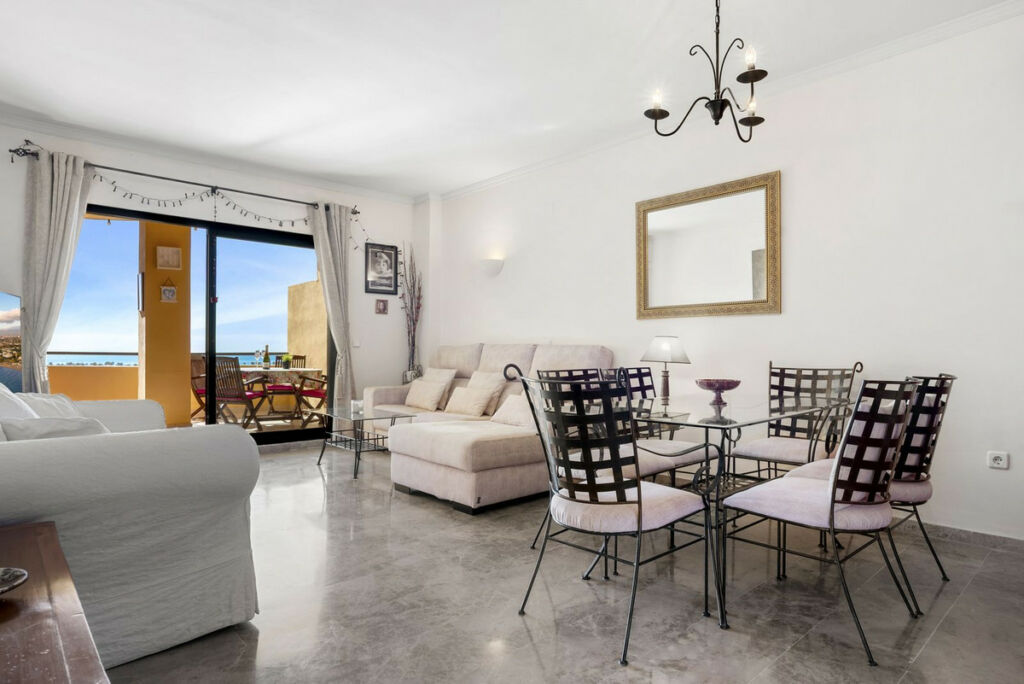 Middle Floor Apartment San Pedro de Alcántara Málaga - image 7