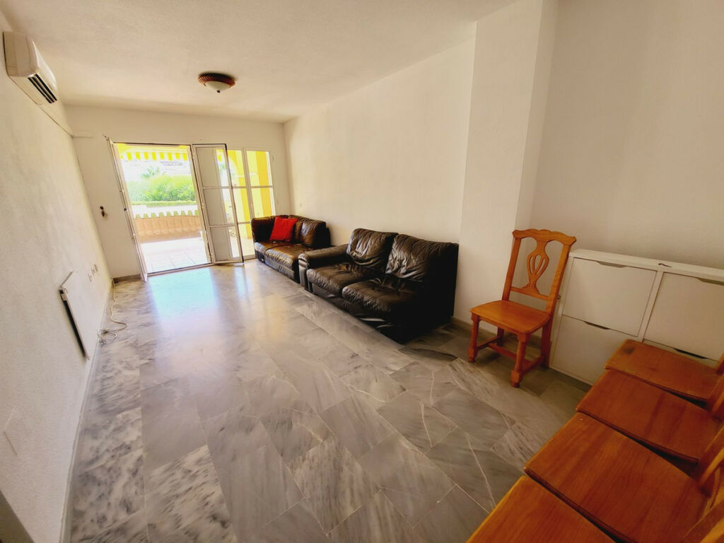 Ground Floor Apartment El Faro Málaga - image 7