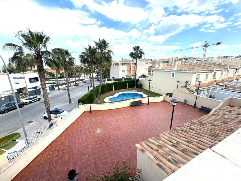 Townhouse Torremolinos Málaga - image 7
