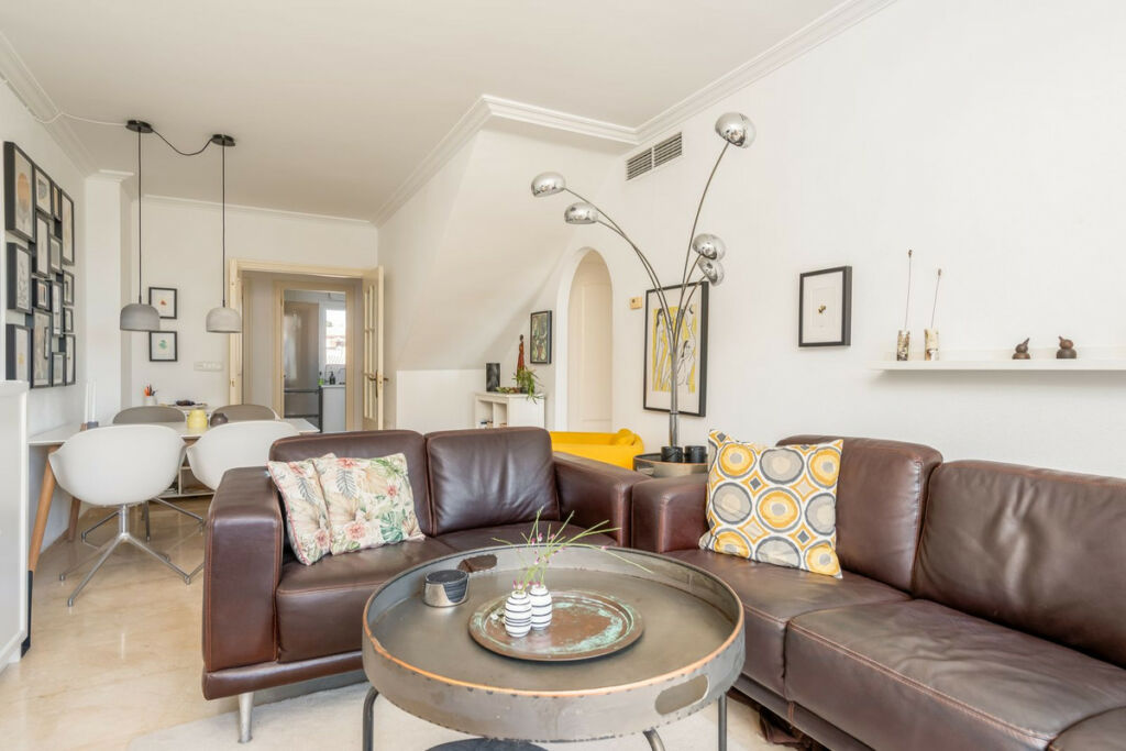 Top Floor Apartment Riviera del Sol Málaga - image 7