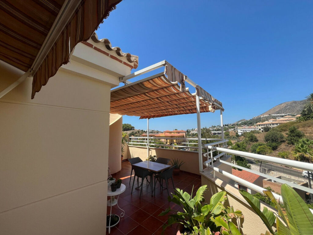 Penthouse Torrequebrada Málaga - image 9