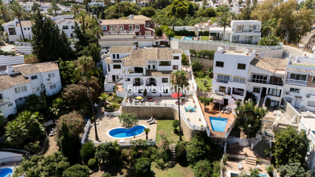 Detached Villa Torremuelle Málaga - image 6
