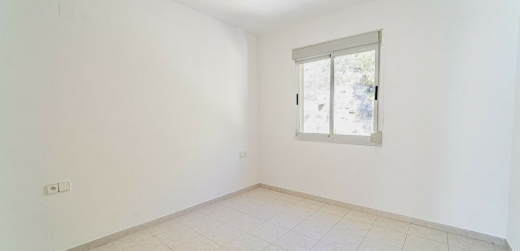Ground Floor Apartment Calpe Alicante - image 7