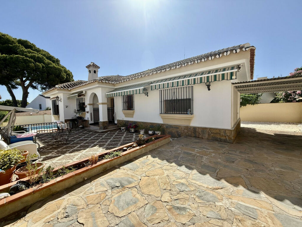 Detached Villa Benalmadena Málaga - image 7
