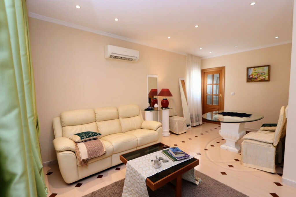 Semi-Detached House Torrevieja Alicante - image 7