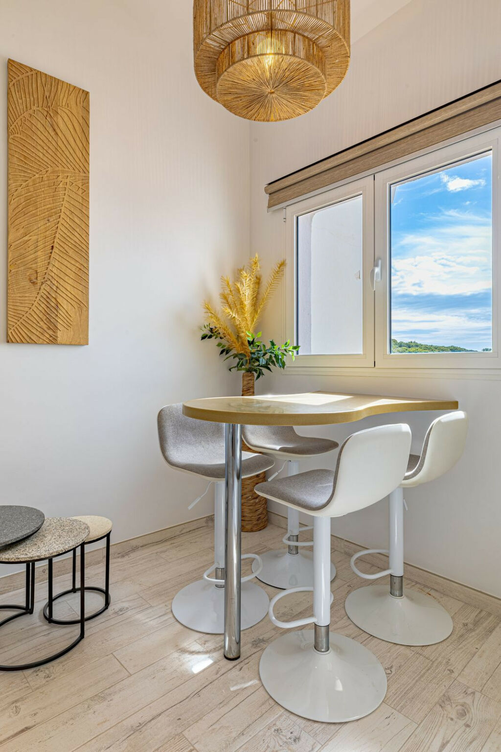 Top Floor Apartment Puerto de Cabopino Málaga - image 5