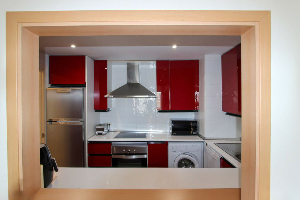 Middle Floor Apartment Puerto Banús Málaga - image 7