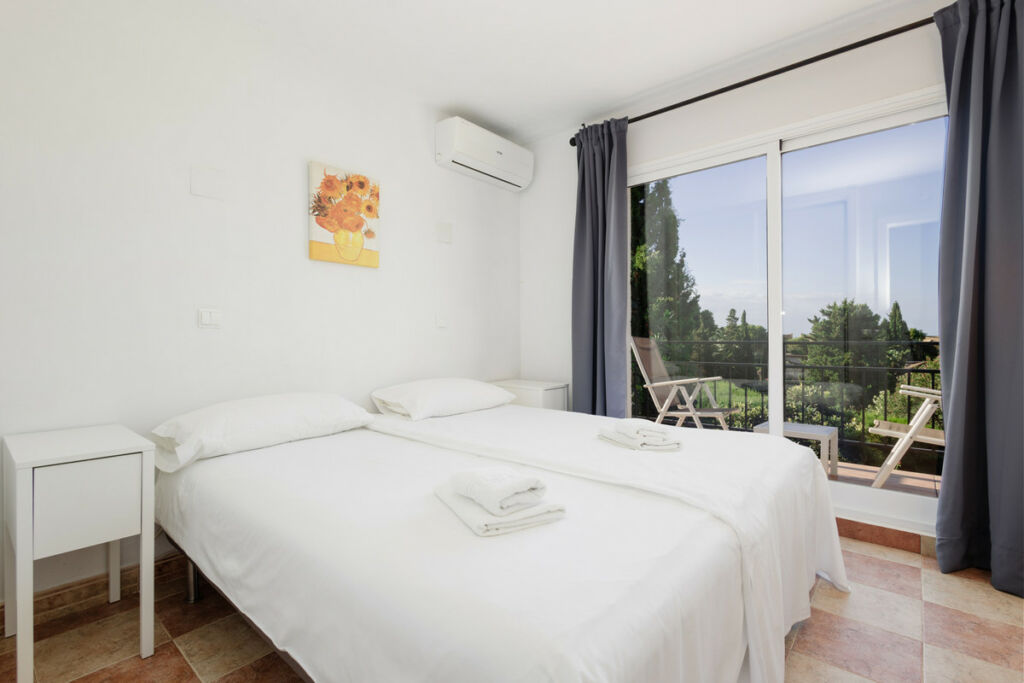 Semi-Detached House Costabella Málaga - image 7