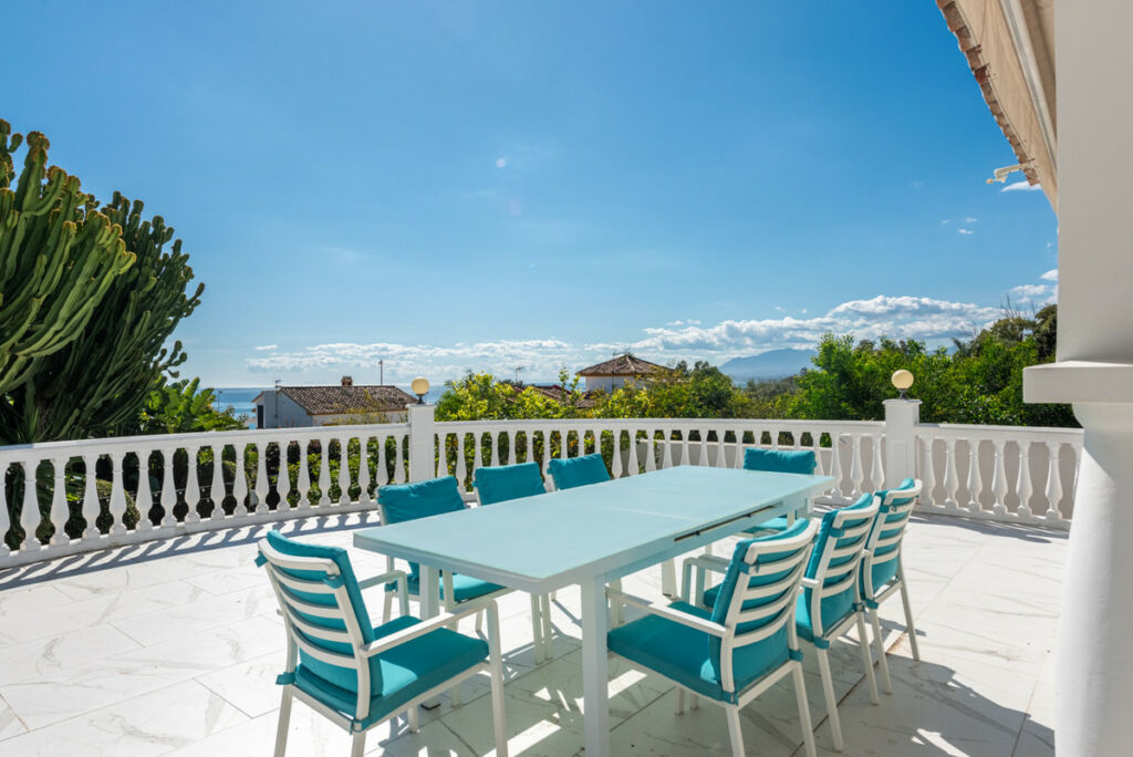 Detached Villa Marbella Málaga - image 7