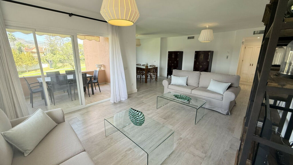 Middle Floor Apartment Guadalmina Alta Málaga - image 7
