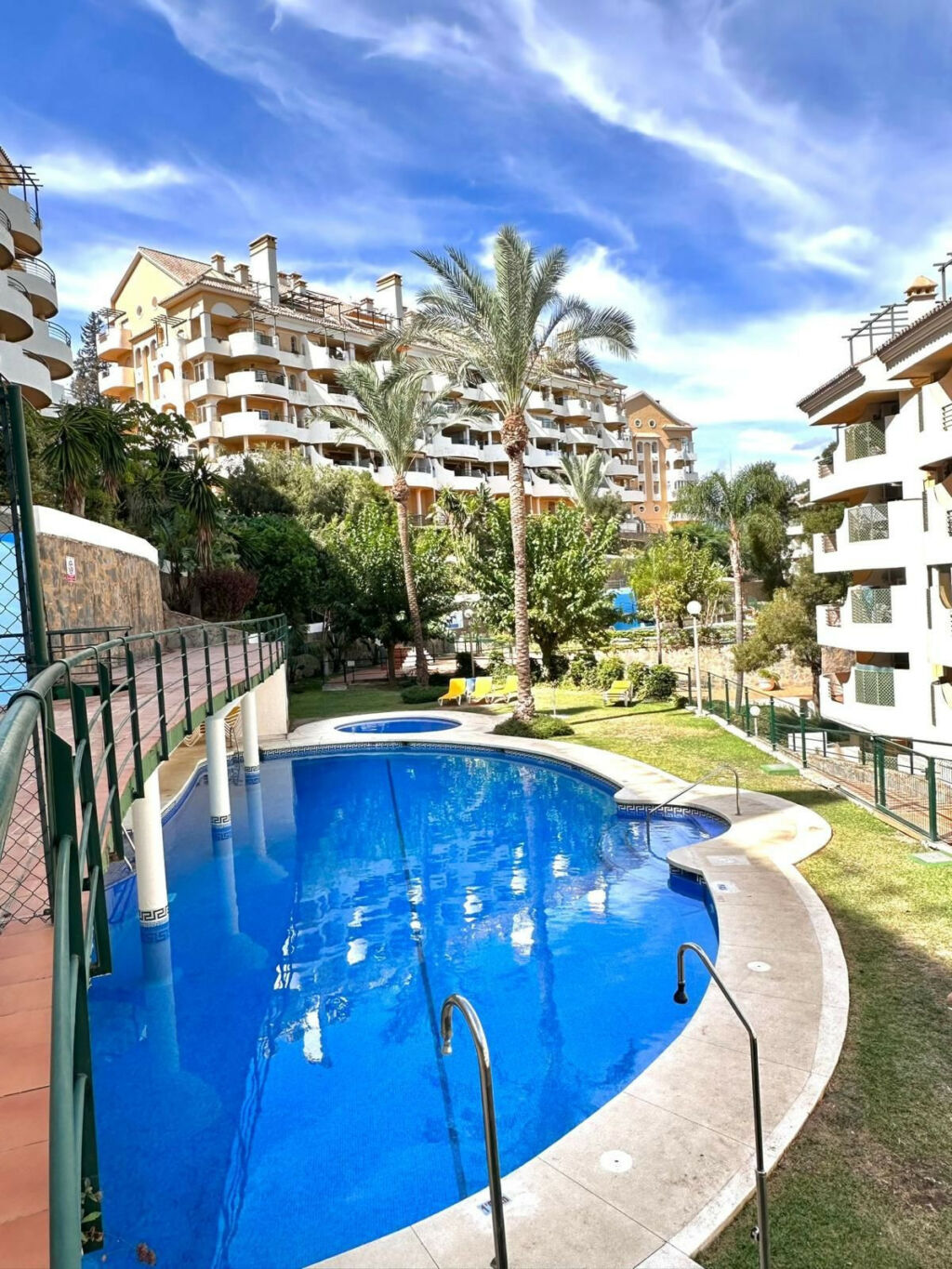 Duplex Nueva Andalucía Málaga - image 7
