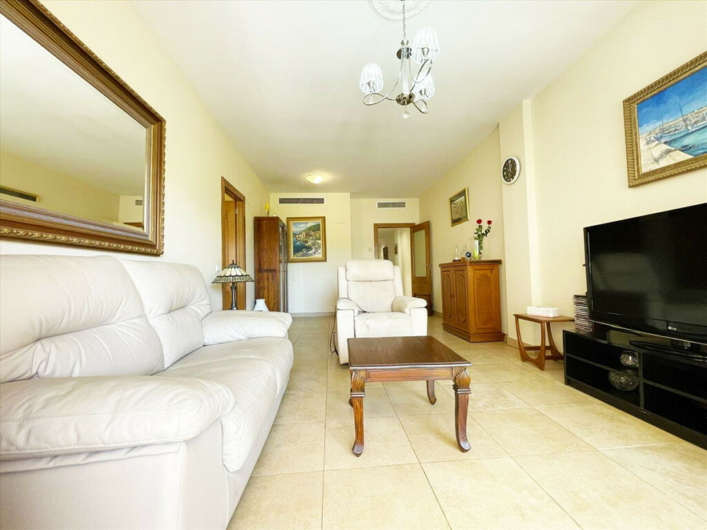 Middle Floor Apartment Calpe Alicante - image 7
