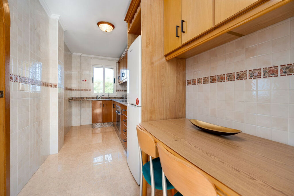 Top Floor Apartment Jacarilla Alicante - image 7
