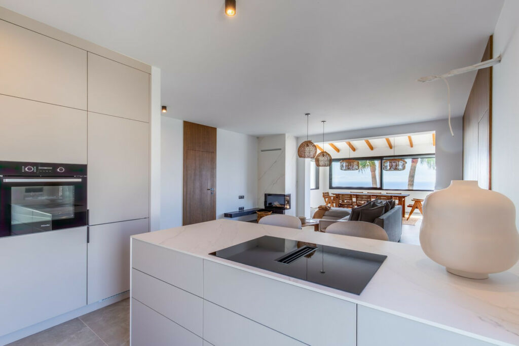 Detached Villa Cumbre del Sol Alicante - image 7