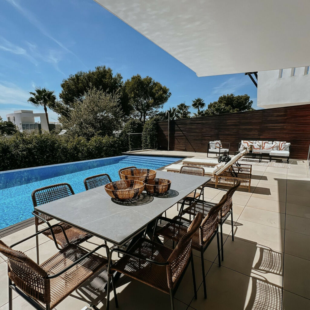 Townhouse Sierra Blanca Málaga - image 7