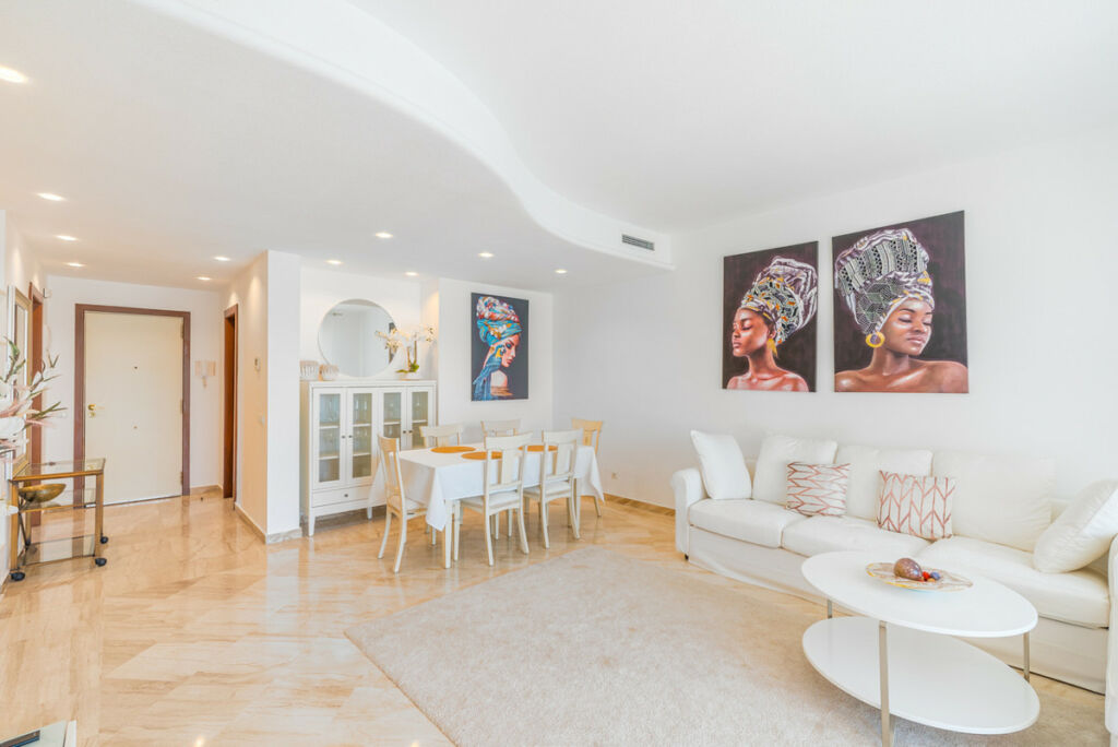 Middle Floor Apartment San Pedro de Alcántara Málaga - image 7