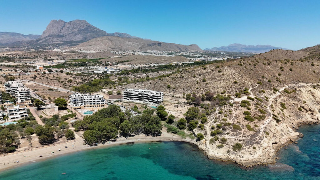 Middle Floor Apartment Villajoyosa Alicante - image 7