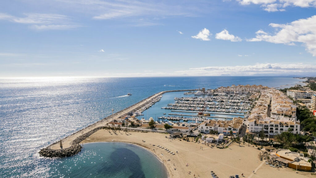 Penthouse Puerto Banús Málaga - image 7