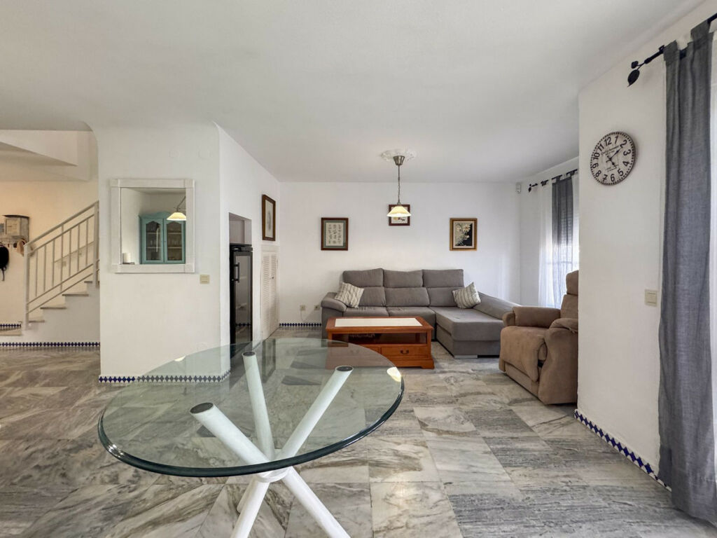 Townhouse Manilva Málaga - image 14