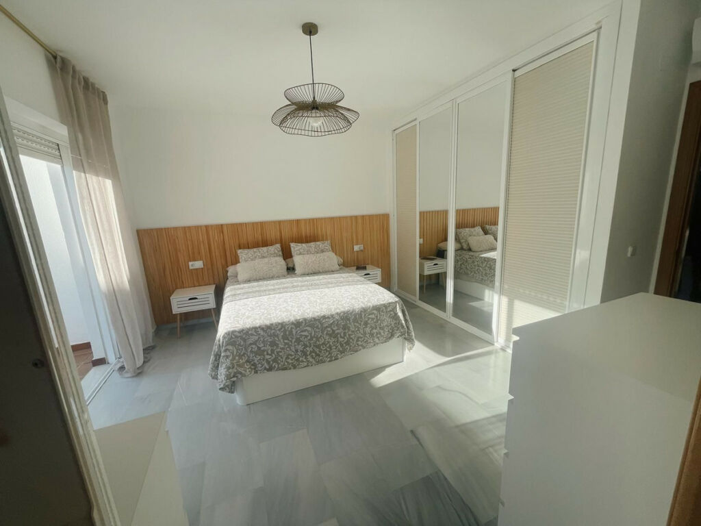 Townhouse Atalaya Málaga - image 7