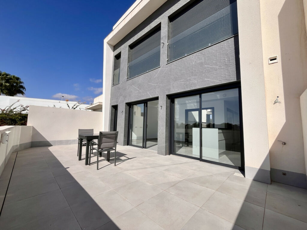 Detached Villa San Pedro del Pinatar Murcia - image 7
