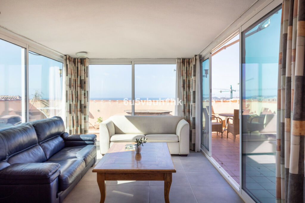 Penthouse Higueron Málaga - image 7