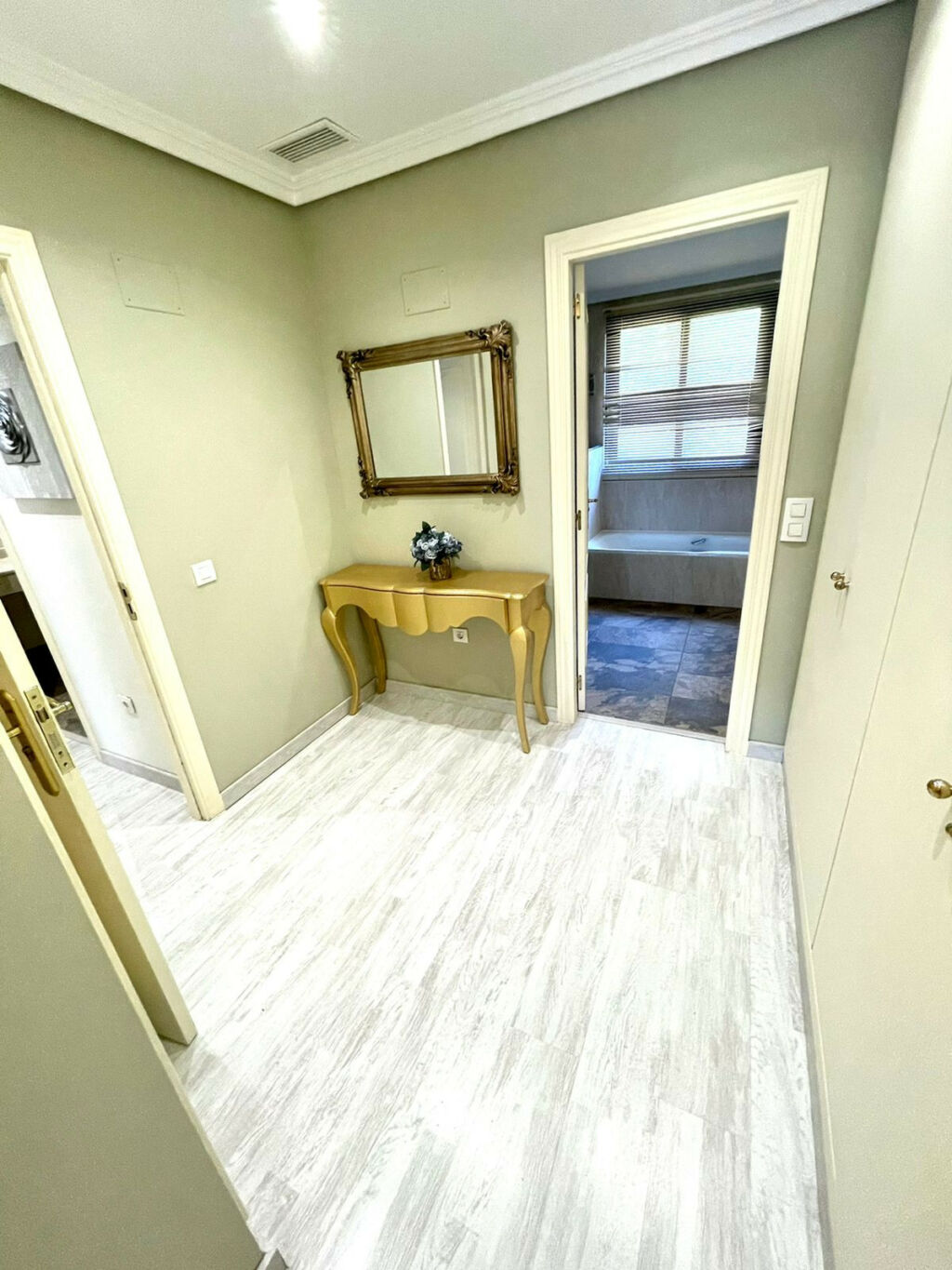 Ground Floor Apartment Benahavís Málaga - image 7