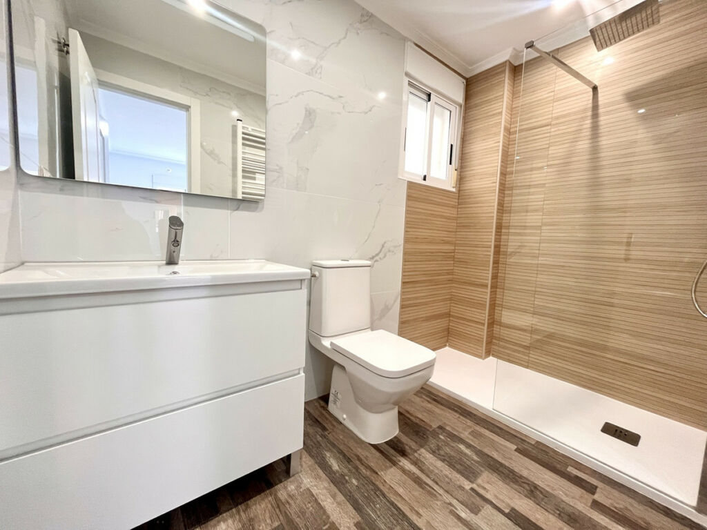 Middle Floor Apartment San Miguel de Salinas Alicante - image 7
