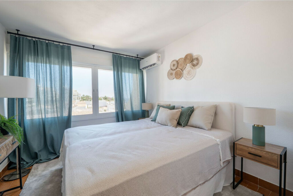 Duplex Estepona Málaga - image 7