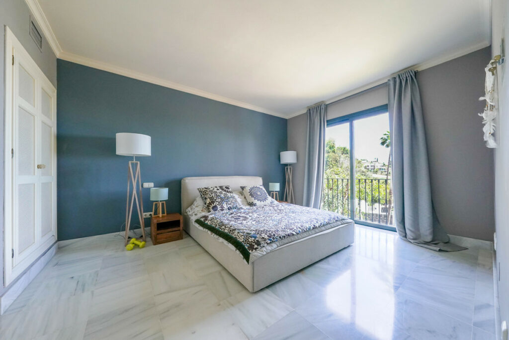 Middle Floor Apartment Monte Halcones Málaga - image 7