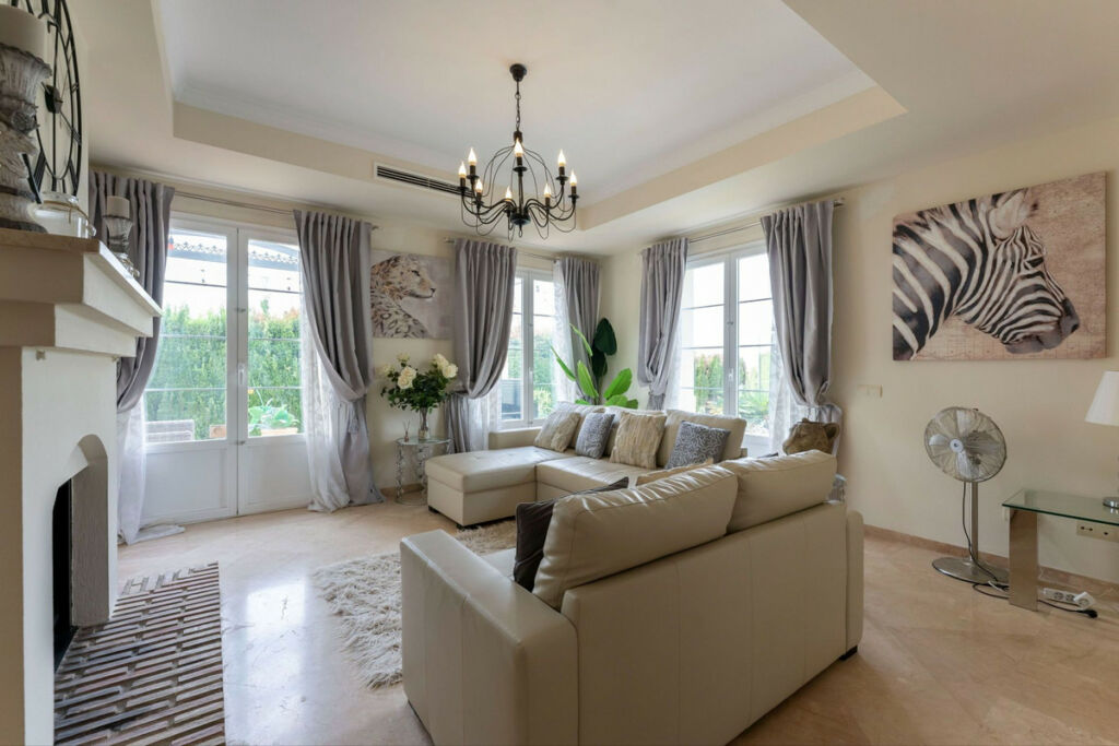 Detached Villa Mijas Málaga - image 7