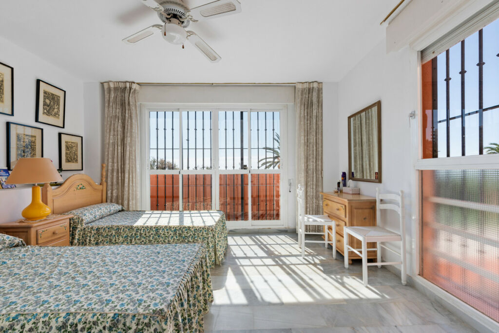 Ground Floor Apartment Marbella Málaga - image 7