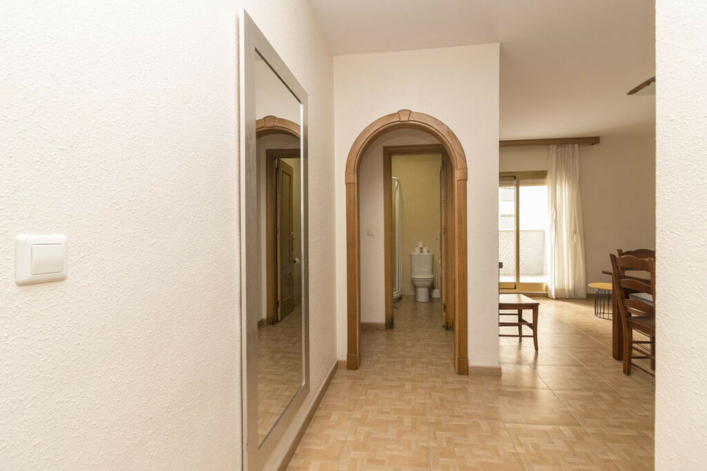 Middle Floor Apartment Fuengirola Málaga - image 7