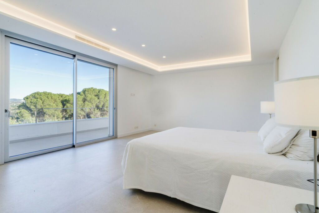 Detached Villa Coín Málaga - image 6