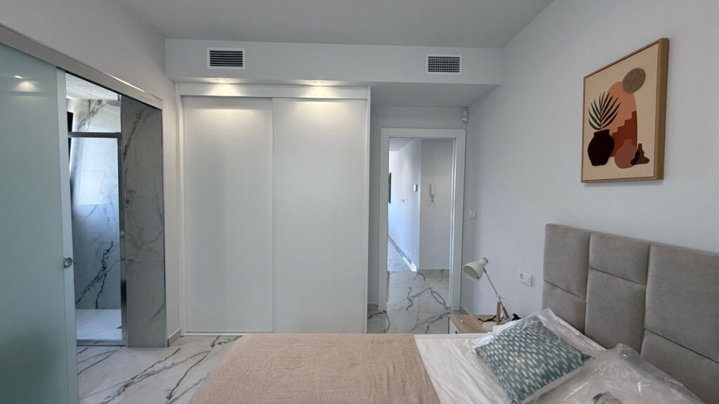 Middle Floor Apartment Orihuela Alicante - image 7