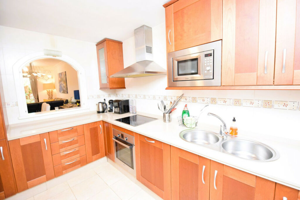 Ground Floor Apartment La Cala de Mijas Málaga - image 7