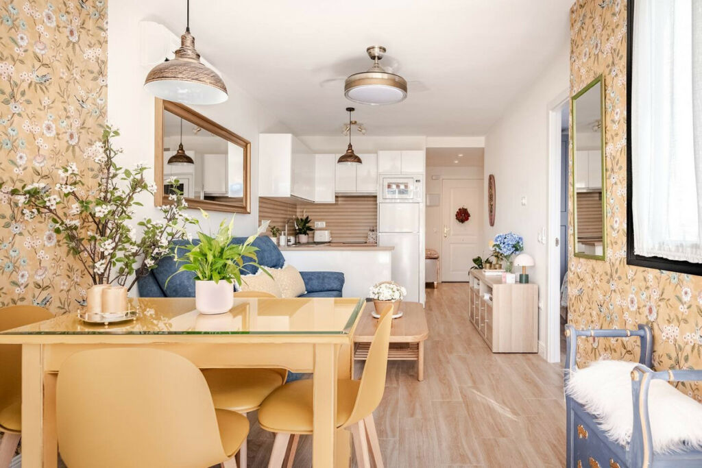 Ground Floor Apartment Los Alamos Málaga - image 7
