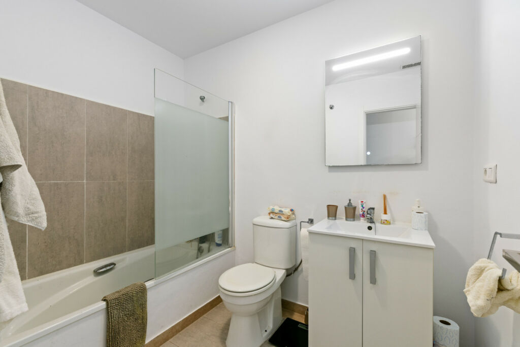 Ground Floor Apartment La Campana Málaga - image 7
