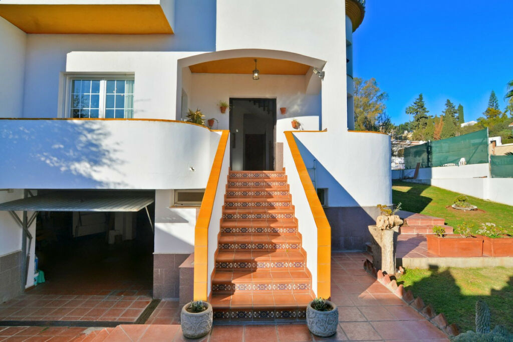 Detached Villa Campo Mijas Málaga - image 7