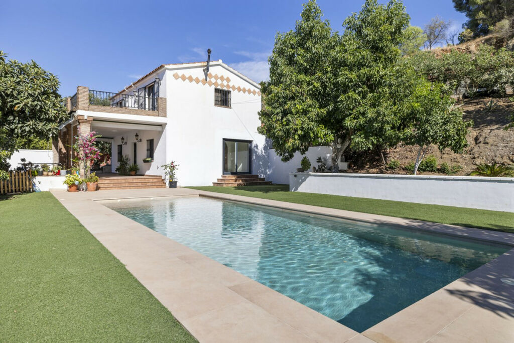 Detached Villa Coín Málaga - image 7