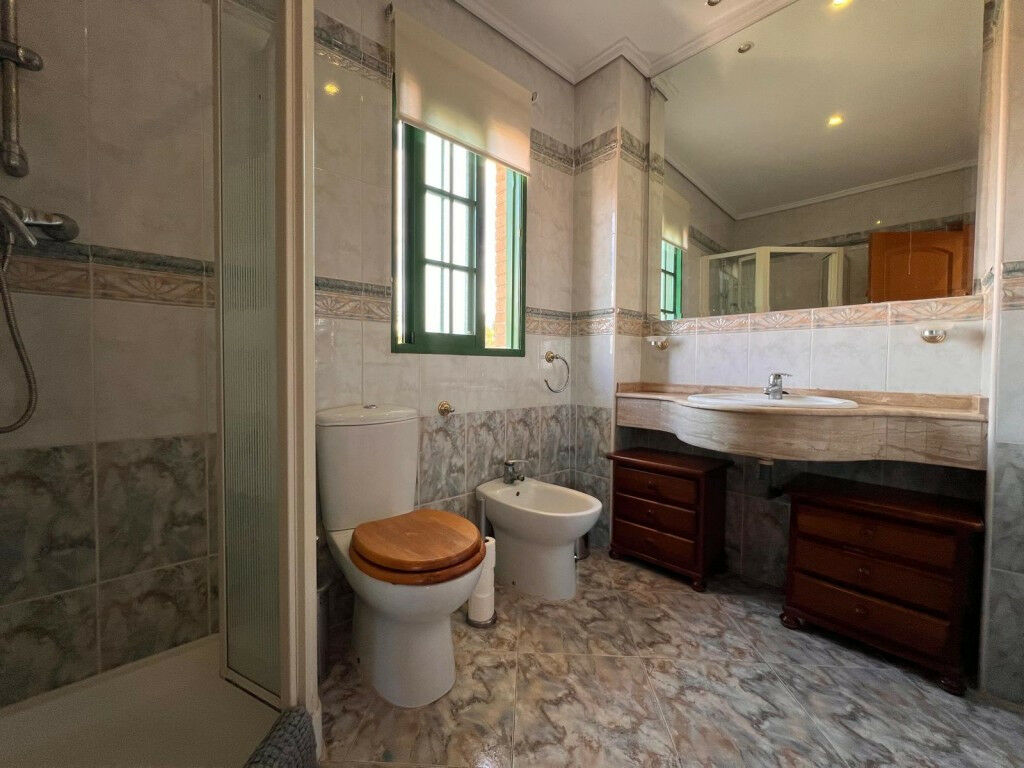 Detached Villa Benidorm Alicante - image 7