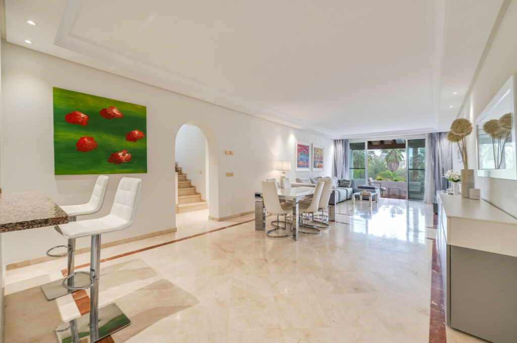 Penthouse Duplex Puerto Banús Málaga - image 7