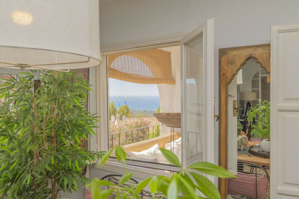 Middle Floor Apartment Altos de los Monteros Málaga - image 7